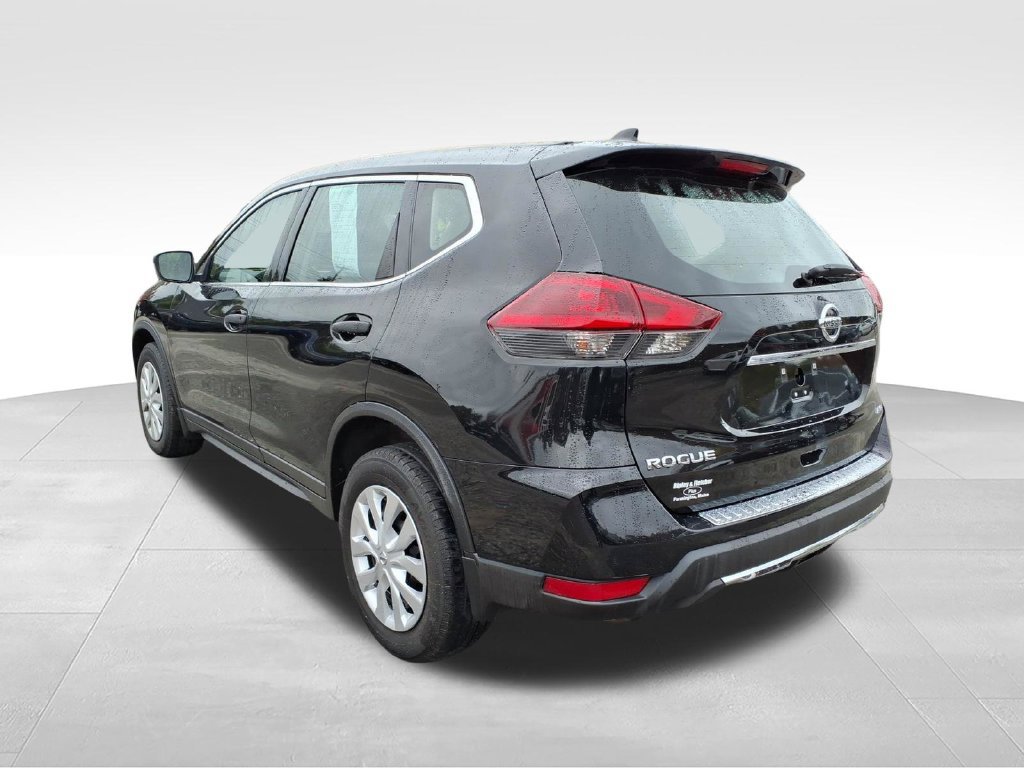 Used 2018 Nissan Rogue S AWD/4WD image 8