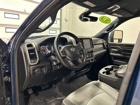 Used 2024 RAM 2500 Big Horn w/ Bed Utility Group image 19