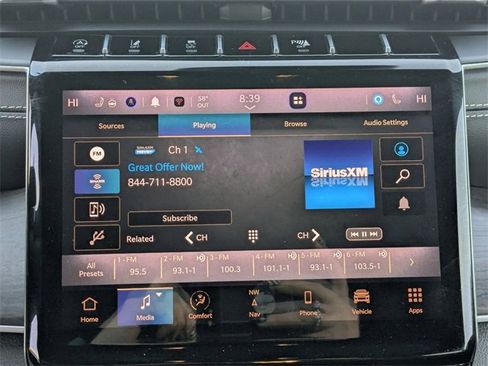 Used 2024 Jeep Grand Cherokee Limited image 20