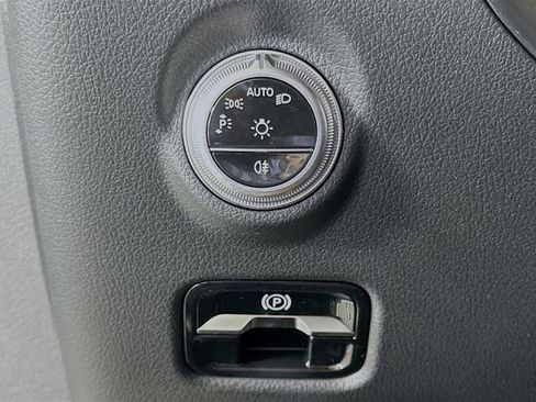 New 2026 Mercedes-Benz CLE 300 4MATIC Cabriolet image 10