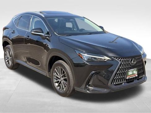 Used 2023 Lexus NX 350 AWD image 3