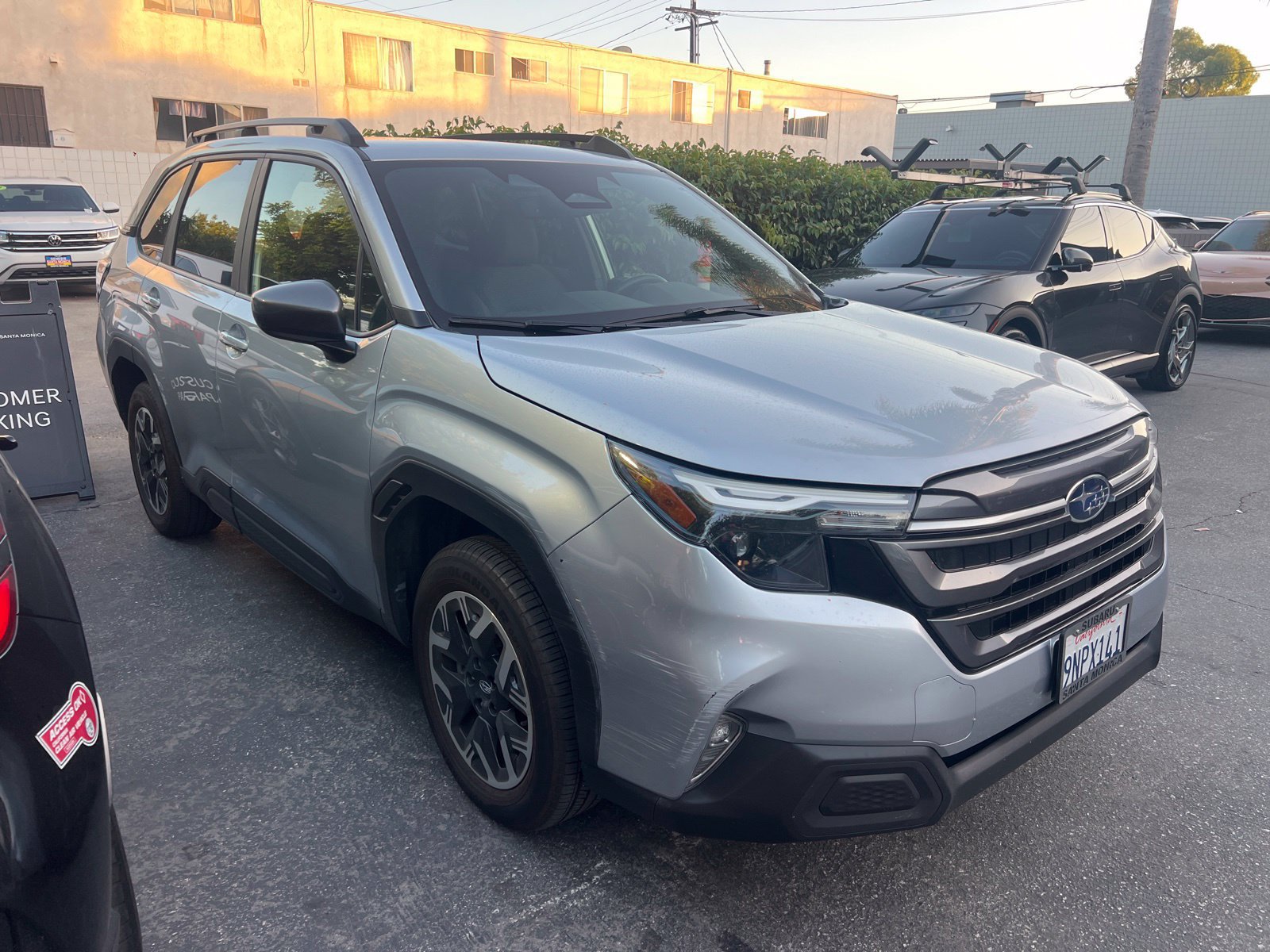 Used 2025 Subaru Forester Premium AWD/4WD image 6
