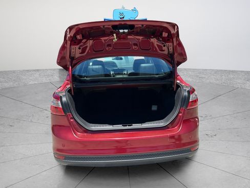 Used 2014 Ford Focus SE w/ Equipment Group 201A FWD image 37