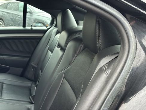 Used 2015 Ford Taurus SEL w/ Equipment Group 201A image 29