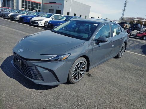 New 2026 Toyota Camry XLE AWD/4WD image 2