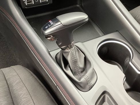 Used 2025 Dodge Durango GT AWD/4WD image 23