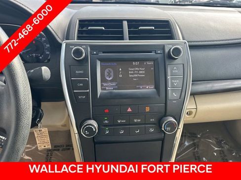 Used 2016 Toyota Camry LE image 19