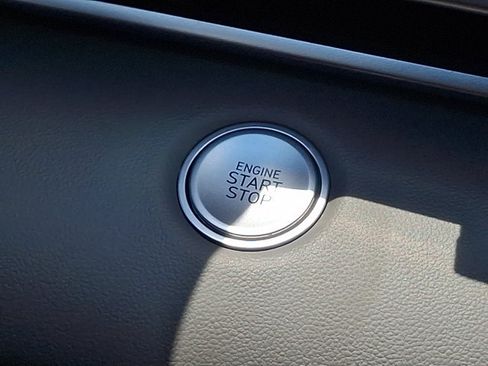 Certified 2025 Hyundai Elantra Hybrid FWD image 22