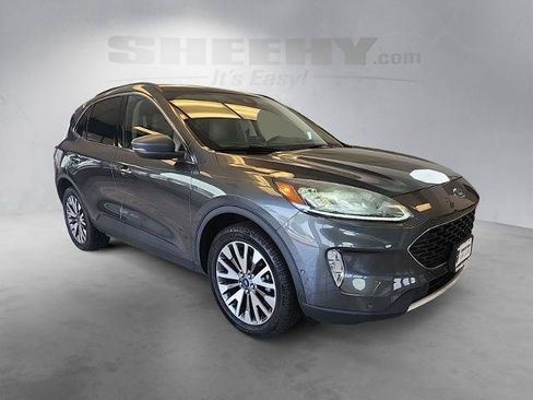 Certified 2020 Ford Escape Titanium AWD/4WD image 2