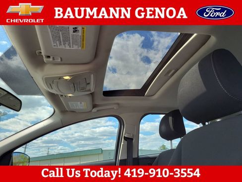 Used 2018 Ford Focus SEL FWD image 21