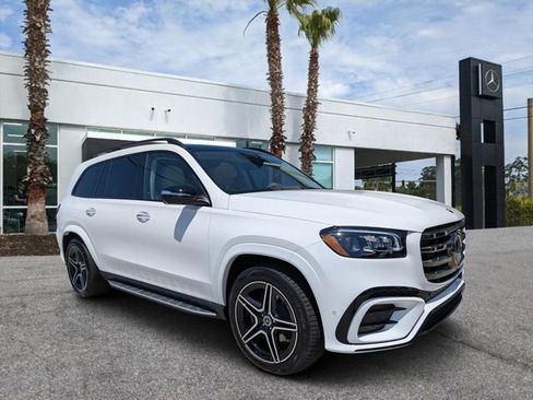 New 2026 Mercedes-Benz GLS 450 4MATIC image 1