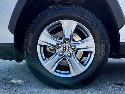 Used 2024 Toyota RAV4 LE image 9