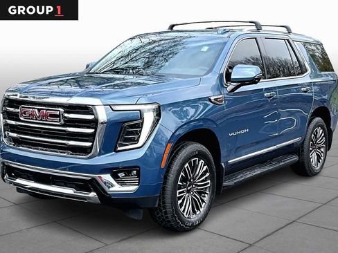 Used 2025 GMC Yukon Elevation image 1