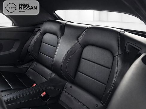 Used 2025 Ford Mustang Premium RWD image 15