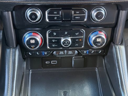 Used 2023 GMC Yukon AT4 w/ AT4 Premium Plus Package image 31