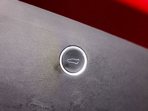 Used 2020 Tesla Model X Long Range image 16