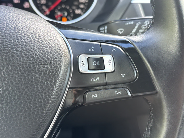 Used 2019 Volkswagen Tiguan SE FWD image 31
