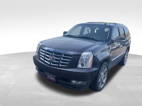 Used 2010 Cadillac Escalade Premium AWD/4WD image 22