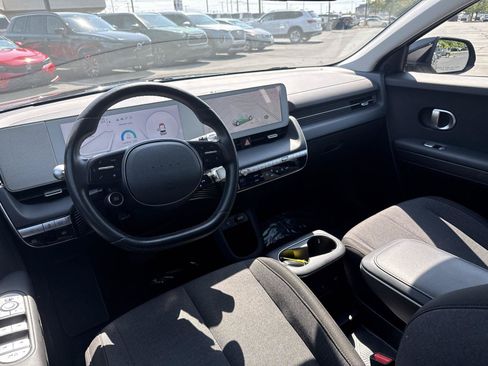 Used 2024 Hyundai Ioniq 5 SEL RWD image 17
