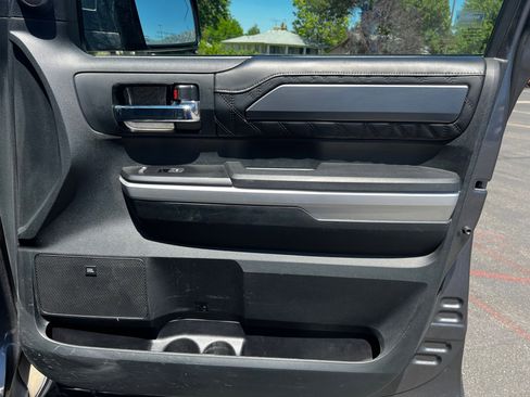 Used 2016 Toyota Tundra Platinum AWD/4WD image 28