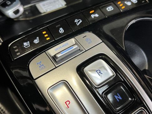 Used 2022 Hyundai Tucson Limited image 48