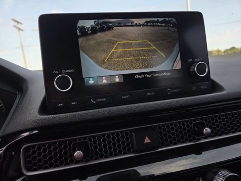 Used 2024 Honda Civic Sport image 10