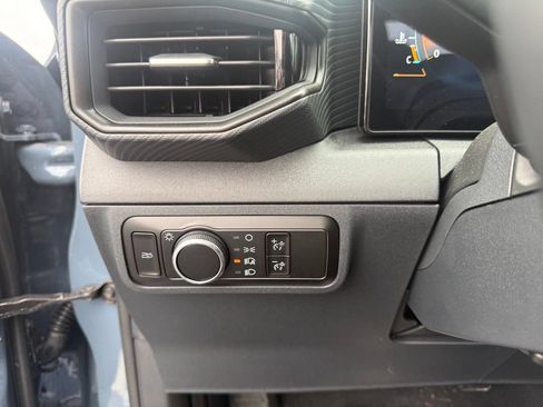 Used 2025 Ford Mustang Coupe RWD image 16