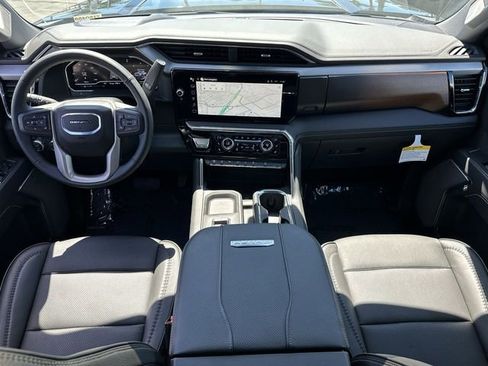 New 2025 GMC Sierra 2500 Denali w/ Denali Reserve Package image 21