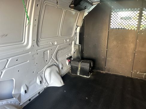 Used 2013 Ford E-150 and Econoline 150 image 29