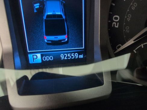 Used 2020 Toyota Tacoma SR5 image 22