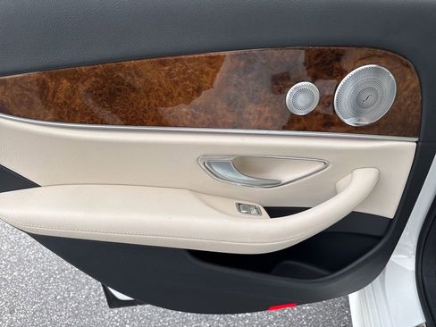 Used 2019 Mercedes-Benz E 450 4MATIC Wagon image 13
