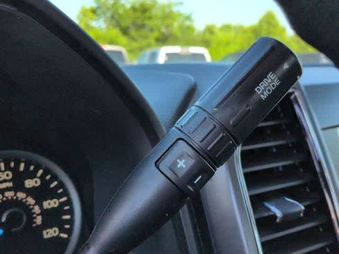 Used 2019 Ford F150 XLT AWD/4WD image 31