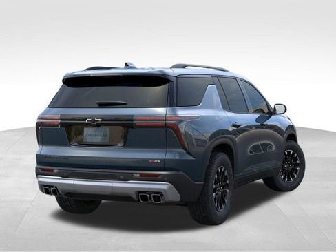 New 2026 Chevrolet Traverse Z71 w/ Enhanced Driving Package AWD/4WD image 4