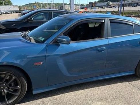 Used 2020 Dodge Charger Scat Pack RWD image 4