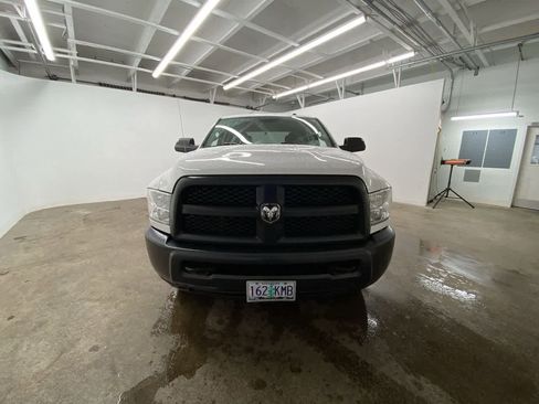Used 2017 RAM 3500 Tradesman w/ Popular Equipment Group image 9