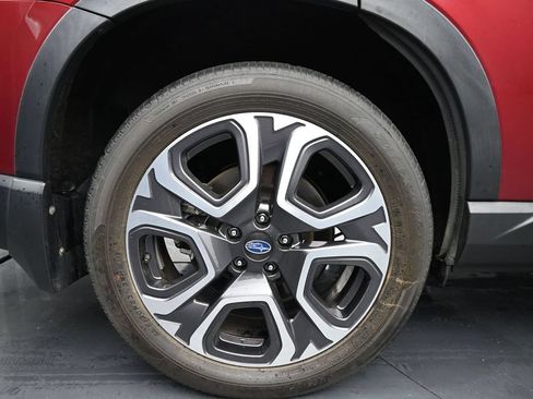 Used 2023 Subaru Ascent Limited AWD/4WD image 10