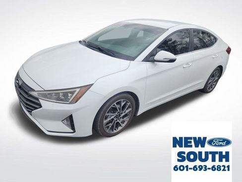 Used 2020 Hyundai Elantra Limited w/ Cargo Package (C1) image 1