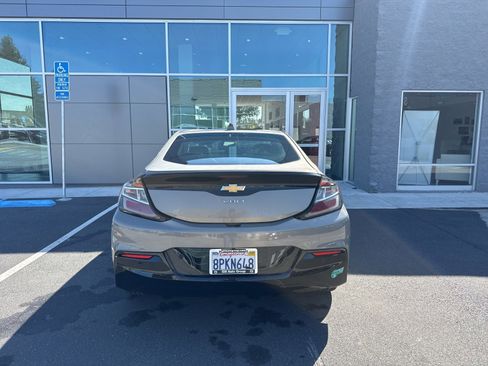 Used 2017 Chevrolet Volt Premier w/ Driver Confidence II Package image 8