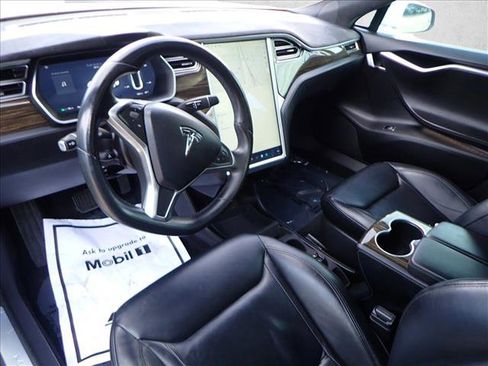 Used 2016 Tesla Model S 85D image 7