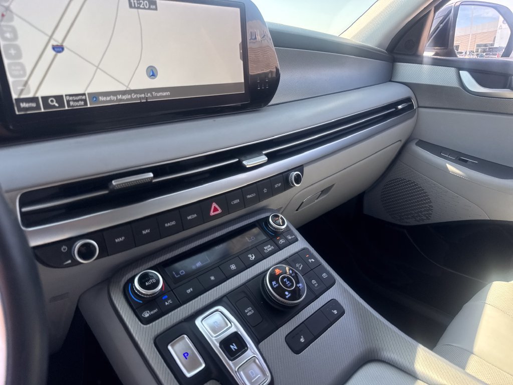 Used 2025 Hyundai Palisade SEL AWD/4WD image 24