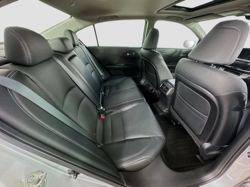 Used 2014 Honda Accord EX-L image 35