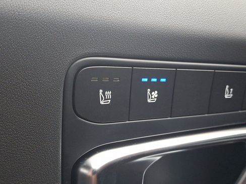 New 2025 Kia K4 GT-Line Turbo image 17