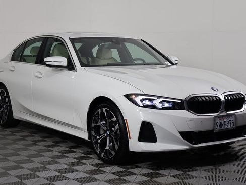 Used 2026 BMW 330i Sedan w/ Premium Package RWD image 3