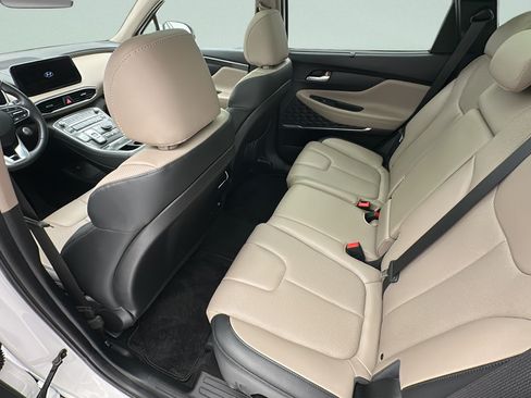 Used 2023 Hyundai Santa Fe SEL w/ Premium Package AWD/4WD image 10
