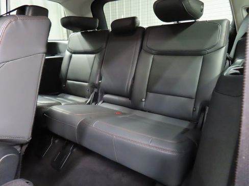 Used 2025 Ford Expedition Active image 13