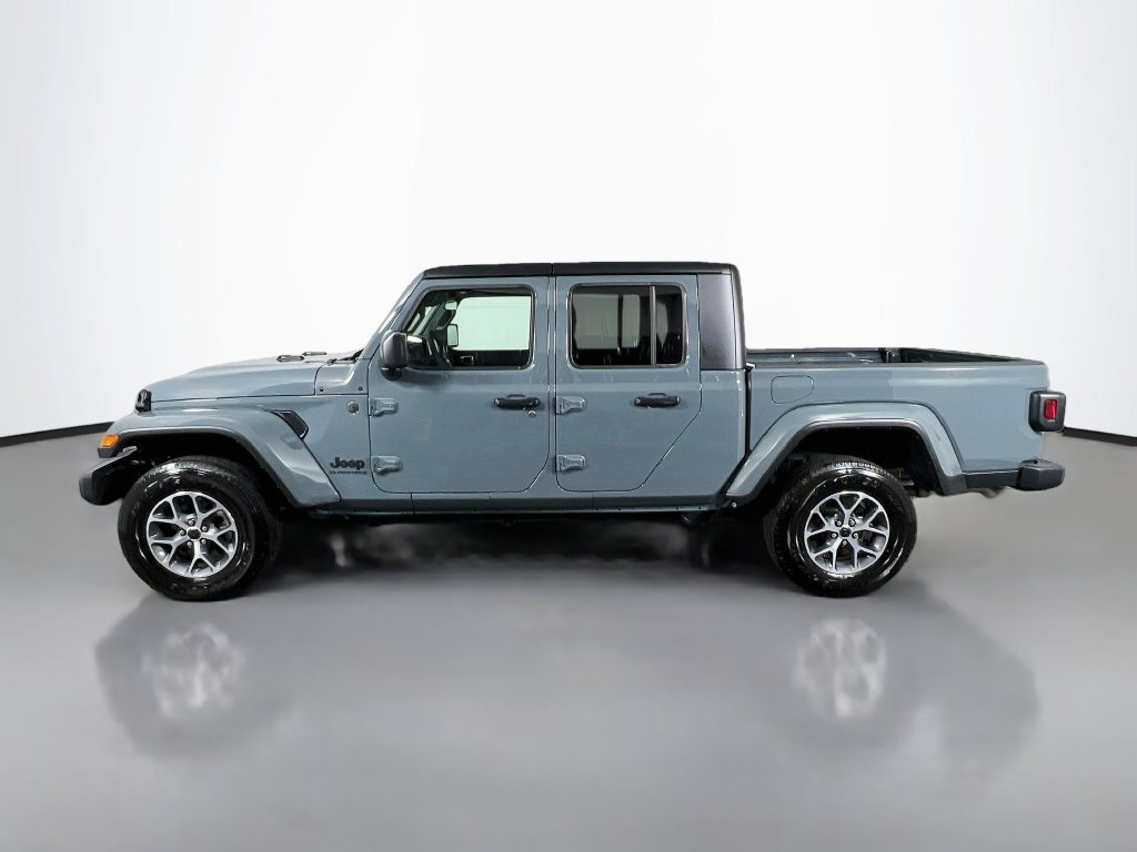 New 2026 Jeep Gladiator Sport AWD/4WD image 4