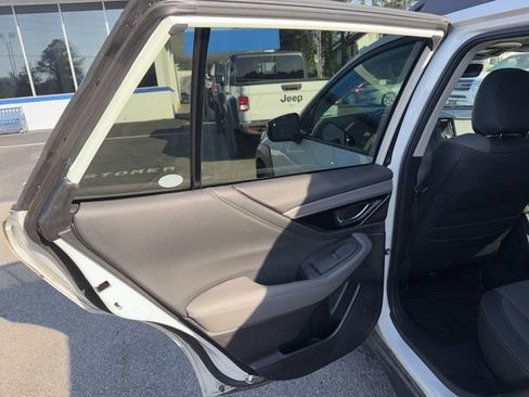 Used 2023 Subaru Outback Onyx Edition AWD/4WD image 24