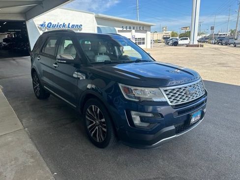 Used 2016 Ford Explorer Platinum AWD/4WD image 5