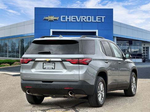 New 2023 Chevrolet Traverse LT FWD image 4