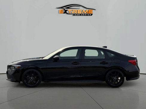 Used 2024 Honda Civic Sport image 3